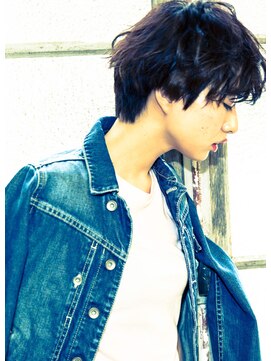 ロジェ(loje) ＊LOJE＊  暗髪でもお洒落に見えるローライトショート♪