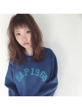 ヴィヴェンテ(VIVENTE.) カジュアルミディアムボブ