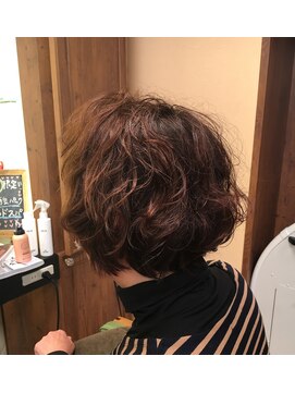 ピッカヘアーデザイン(PICKA hair-design) 後頭部がフンワリと見えるパーマスタイルです☆