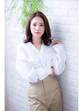 ヘアーアートシフォン 池袋西口店(Hair art chiffon) ミルクティーカラー&トップノットな姫カットのモードボブ池袋