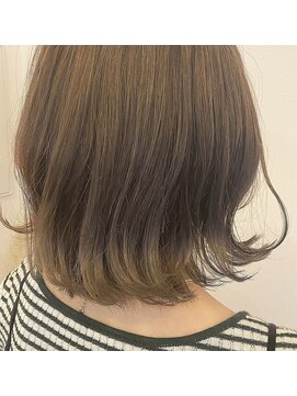 ジョンジョン(JOHN JOHN) マットベージュカラー