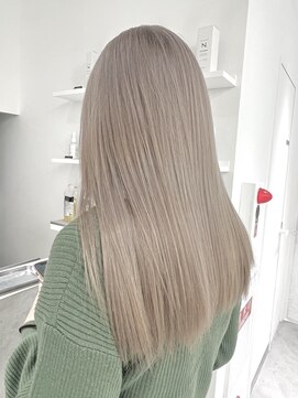 イト(ito.) ”Sakabe "シルバーベージュ