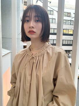 ノーム(norm) シースルーバング/切りっぱなしボブ/ボブレイヤー/ベージュカラ