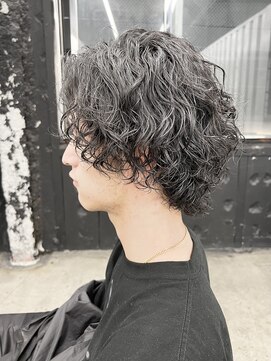 ココ 本八幡(KOKO) #ニュアンスパーマ#センターパート#波巻きツイストスパイラル