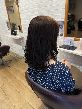 アンジェラ(Angela) ふんわりナチュラルカール