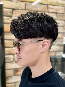ヒロギンザバーバーショップ 丸の内店(HIRO GINZA BARBER SHOP) ニュアンスパーマ七三セット　東京/大手町/理容室/バーバー