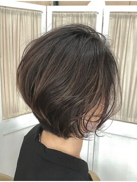 ヘアカフェ コトノハ(hair cafe Kotonoha) 【コトノハ】エアーストレート　小顔　束感ショート大人髪型