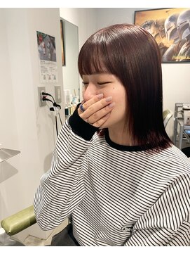 テンダー(Tender) 光のあたり方で楽しめる/ピンクカラー