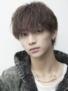 オーシャントーキョー シブヤジンナン(OCEAN TOKYO shibuya JINNAN) アッシュブラウンマッシュツーブロック無造作パーマ