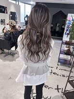 キング 梅田(K!ng)&nbsp;縮毛矯正髪質改善ハイライトレイヤーカット梅田美容室エクステ