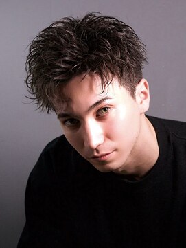 ゴールドシブヤ(GOALD SHIBUYA) スパイキーショート　スパイキーパーマ　短髪　ショート