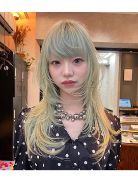 シティ(sity.) ブリーチカラー／レイヤーカット