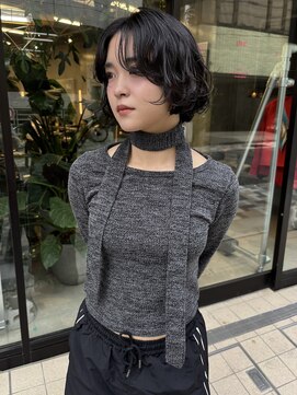 アザー(o. the .r) ショートボブ