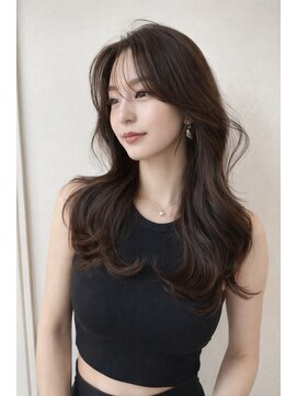 ベル 銀座5丁目店(Belle) ヨシンモリ/似合わせカット/レイヤーカット／銀座駅／韓国ヘア