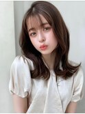 モーヴピンクベージュカラー韓国レイヤースタイル前髪カット