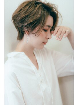 ステラ(stella) くびれ大人ショート【上西健太】