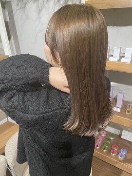 トリコ ショップアンドヘアサロン(tricot shop hair salon) ぷつっとカット ブリーチ無 くすみベージュ/オリーブ/ラベンダー