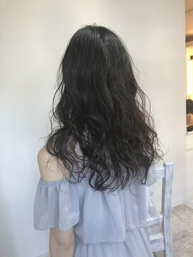 ヘアーアンドリラクシング キャビン(Hair&Relaxing CABIN) ちょうど良い緩さ♪デジタルパーマ♪