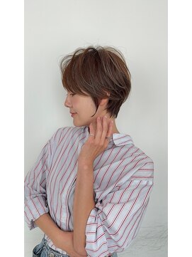 クク(coucou) 大人ショート＊明るめベージュ