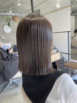 パースラヴ(PERS'LOV) ぱつっとボブ　大人ボブ