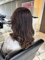 シャンプーボーイエイムス(SHAMPOO BOY aims) 大人巻き髪スタイル