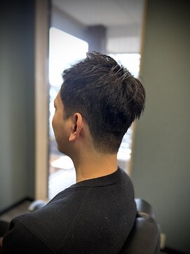 新潟市　ビジネススタイル　床屋　バーバー　ビジネスマン　女池