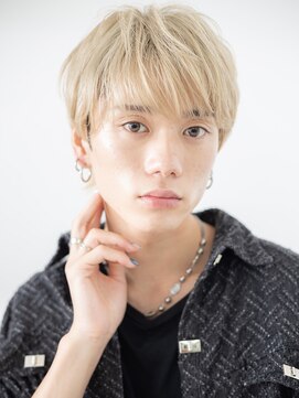 10代20代ハイトーンカラーニュアンスパーマショートf札幌月寒