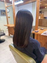 コモレビ(komorebi) 【有田 ゆすら】ワンレンロング