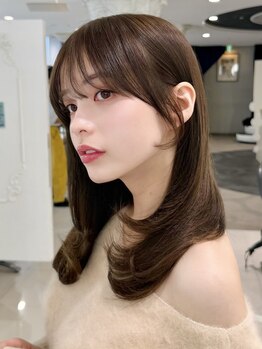 エアー 青山(AIR)の写真/女性らしさを表現する小顔見せカットが人気の≪AIR 青山≫カットだけでキレイで扱いやすいＳＴＹＬＥに♪