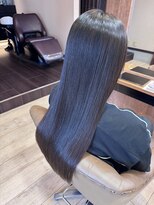 リフ(RIFF) ロングヘアの艶髪縮毛矯正