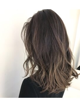 チクロヘアー(Ticro hair) ticro大石グレーパールグラデーション