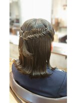 モダニカ(Modanica)&nbsp;【ハーフアップ】フィッシュボーン