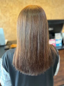 アークスヘアー 大人可愛い髪質改善小顔艶感ミディミルクティーベージュ