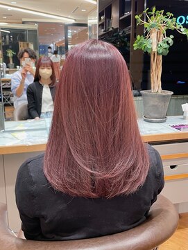 ビュートリアム 梅田(BEAUTRIUM) ピンクブラウン/イルミナ/AVEDA/艶感カラー/大阪/梅田/茶屋町