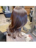ミディアムレイヤーくびれミディアム 透明感 柔らかグレージュ