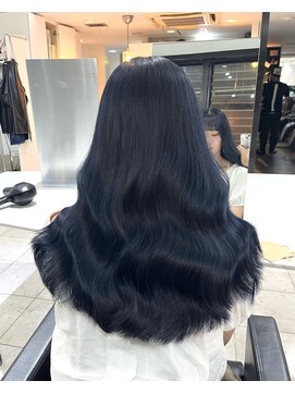 ブレンド 渋谷(BLend) グレージュマチルダボブインナーグレージュ 前髪ブルーブラック