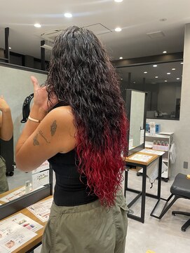 アチーブリス(achieve Liss) グラデーションカラーレッドカラーブリーチウェーブロング