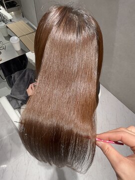 ルミス 銀座(Lumis) ストレートスタイル/艶髪/髪質改善/縮毛矯正/銀座/東銀座