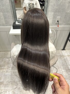 イーズ バイ インス(Yeeee.s by INCE) 白髪ぼかし/脱白髪染め/脱白髪染めハイライト/透明感