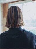 ナチュラル外はねミディスタイル