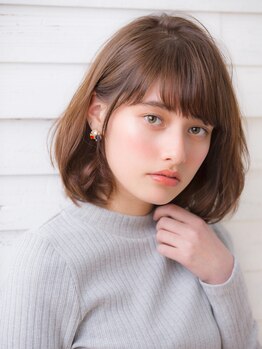 アンブリック(AN_BLICK)の写真/毛量がお悩みの方必見!再現性抜群のカットで、ご希望通りの軽やかさを実現します◎お手入れも簡単に♪