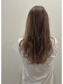 サンテ ヴィスタ(Sante ViSta) ロング レイヤーカット 顔周りカット 前髪 韓国ヘア 20代３０代