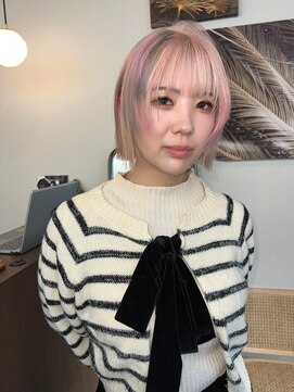 ピンク × ボブ × y2kデザイン