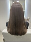 セミロングスタイル