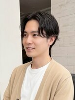 ミュージアム(MUSEUM)&nbsp;センターパート緩めパーマスタイル　神戸/三宮／メンズパーマ