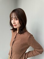 トリッカバルコニー ハヤマ(tricca Balcony Hayama)&nbsp;大人ミディアム/ひし形シルエット/サイドバング/艶カラー