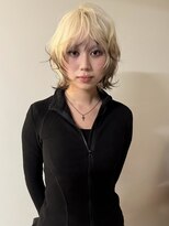ノラ シンディ(NORA CYNDY) ルーツカラー 裾カラー エンドカラー ハッシュカット 顔周り