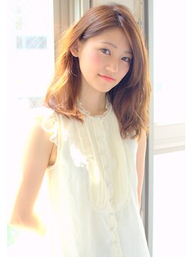 ミュージアム(MUSEUM) ■MUSEUM■柔らかナチュラルカールのミディアムヘア☆