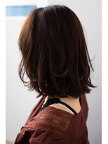 アコロン(acoron)&nbsp;小顔カット＿くびれセミディ＿アッシュカラー ＿新宿