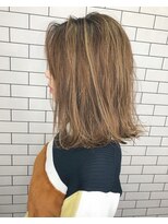 ルーナヘアー(LUNA hair)&nbsp;『京都ルーナ』ハイライト×ミルクティーベージュ【草木真一郎】